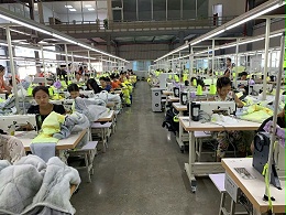缅甸工厂缝制车间